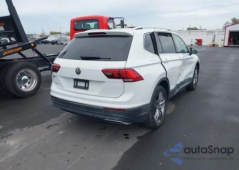 2020 Volkswagen Tiguan 2.0T Se/2.0T Se R-Line Black/2.0T Sel из США, поврежденный, VIN 3VV3B7AX1LM150018